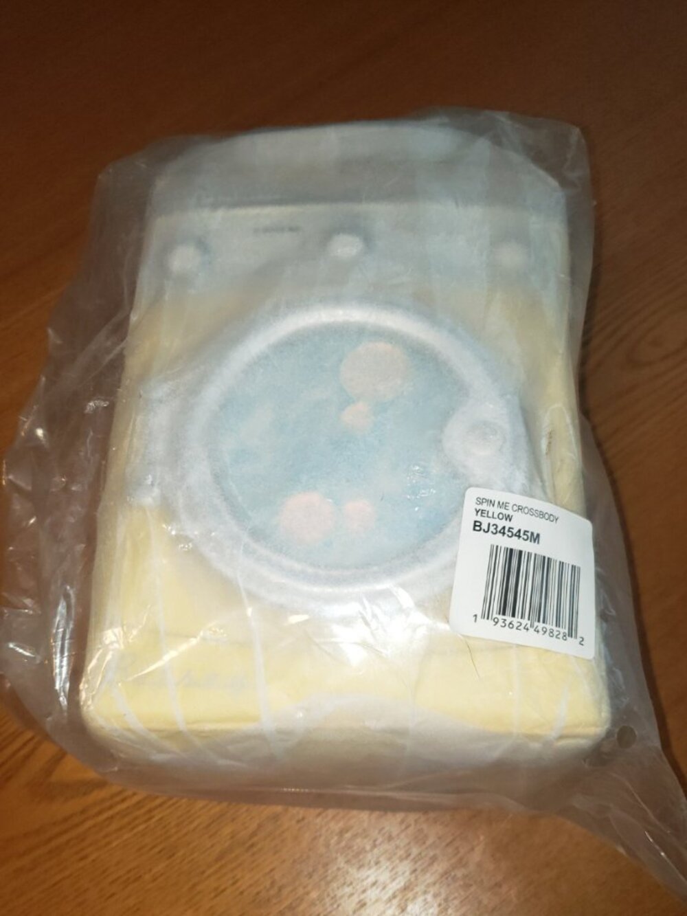 COLLECTIBLE Betsey Johnson Kitsch Spin Me Yellow Crossbody Washing Machine (NEW) - Picture 9 of 9